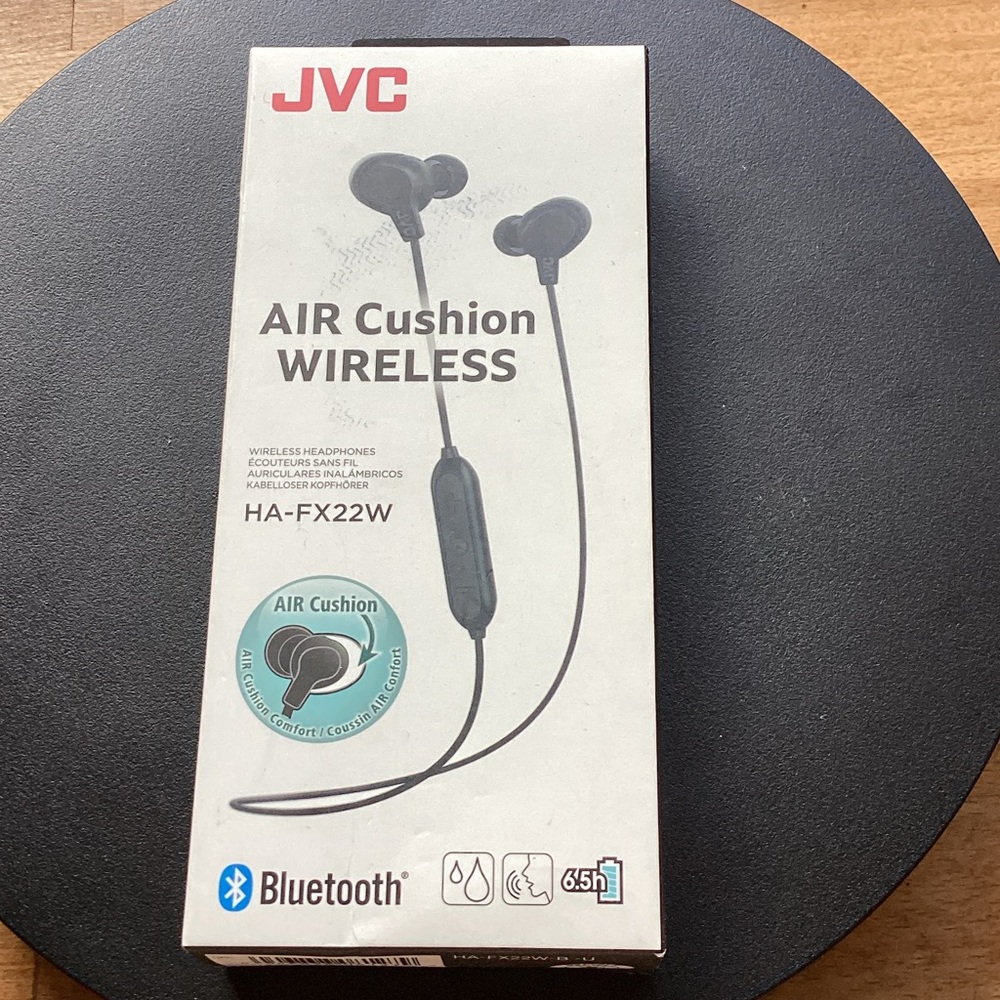 JVC Air Cushion Wireless earbuds